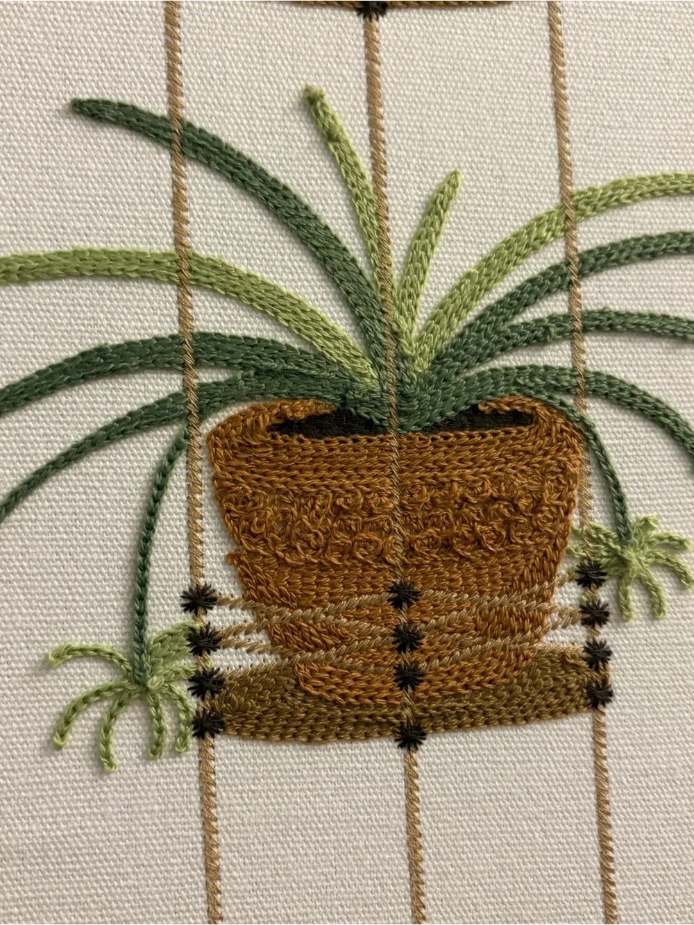 New BP Home Textile Embroidered Woven Wall Art Hanging House Plants 17” X 21”